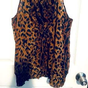 Sleeveless Limited blouse